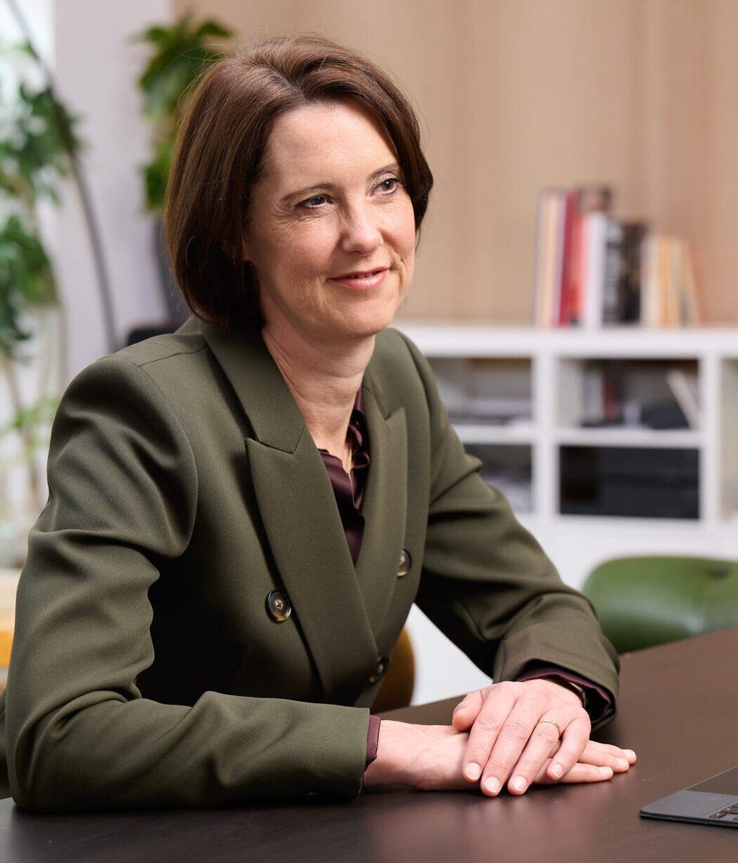 Fiona Day Consulting offers tailored coaching for NHS Chief Executives, Executive Directors, and system leaders At Fiona Day Consulting, I offer tailored coaching for NHS Chief Executives, Executive Directors, and system leaders across the UK.